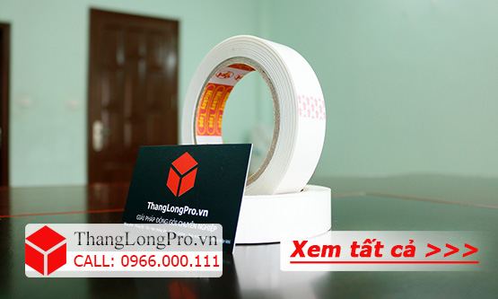 Ảnh băng dính dán sàn màu trắng